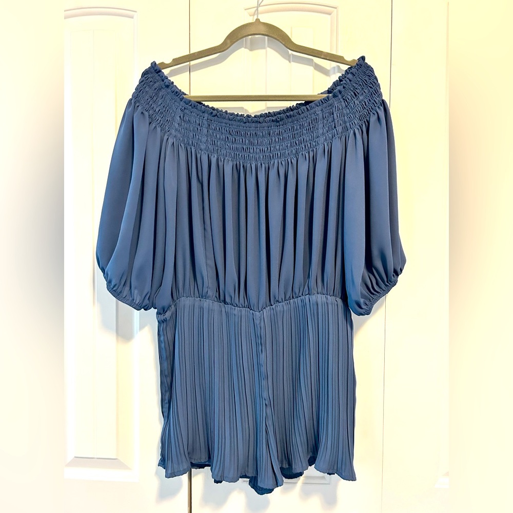 Vici (BaeVely) pleated off shoulder short romper blue Med